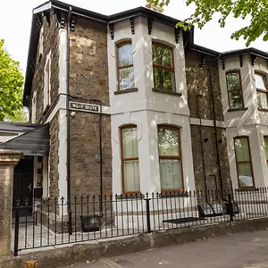 Apartment Cohost Partners | Close To Centre | One Br!, Cardiff